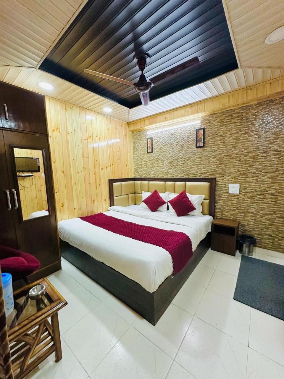 Hotel Avalanche Shimla Esterno foto
