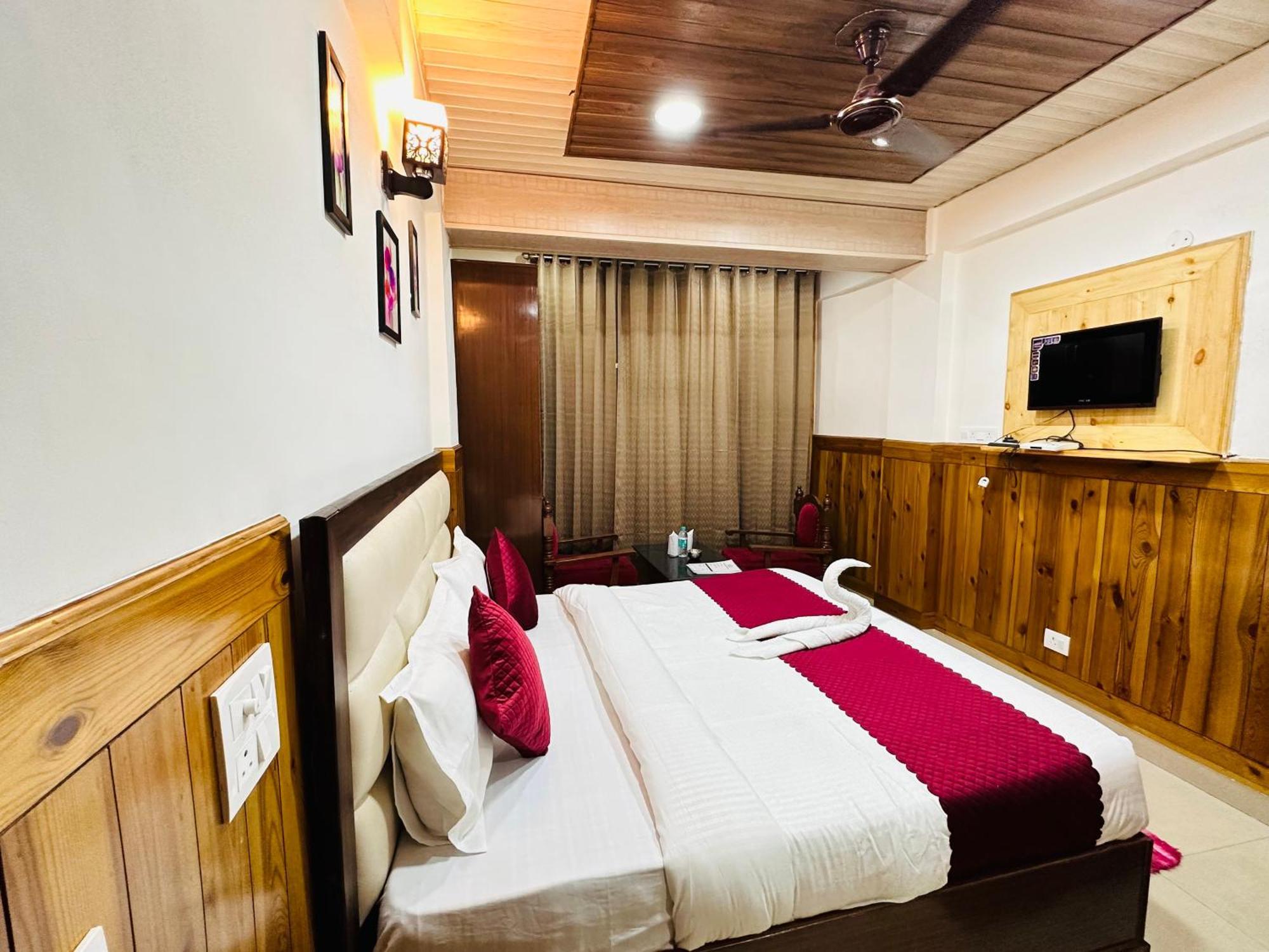 Hotel Avalanche Shimla Esterno foto
