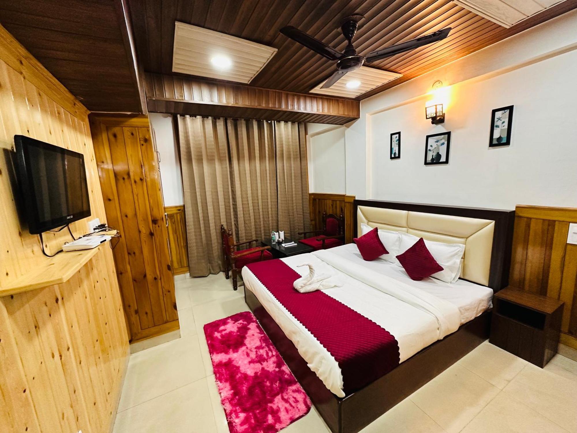 Hotel Avalanche Shimla Esterno foto