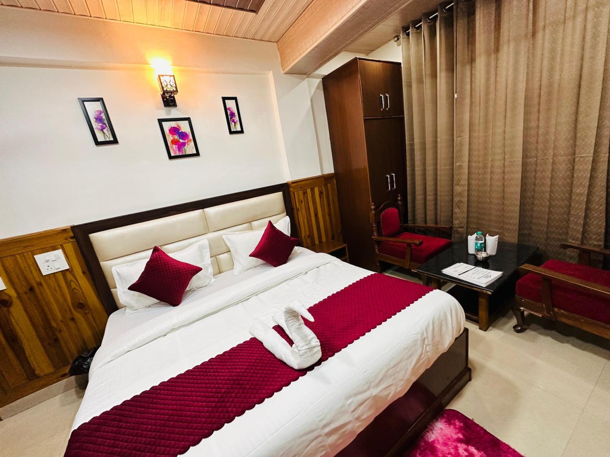 Hotel Avalanche Shimla Esterno foto