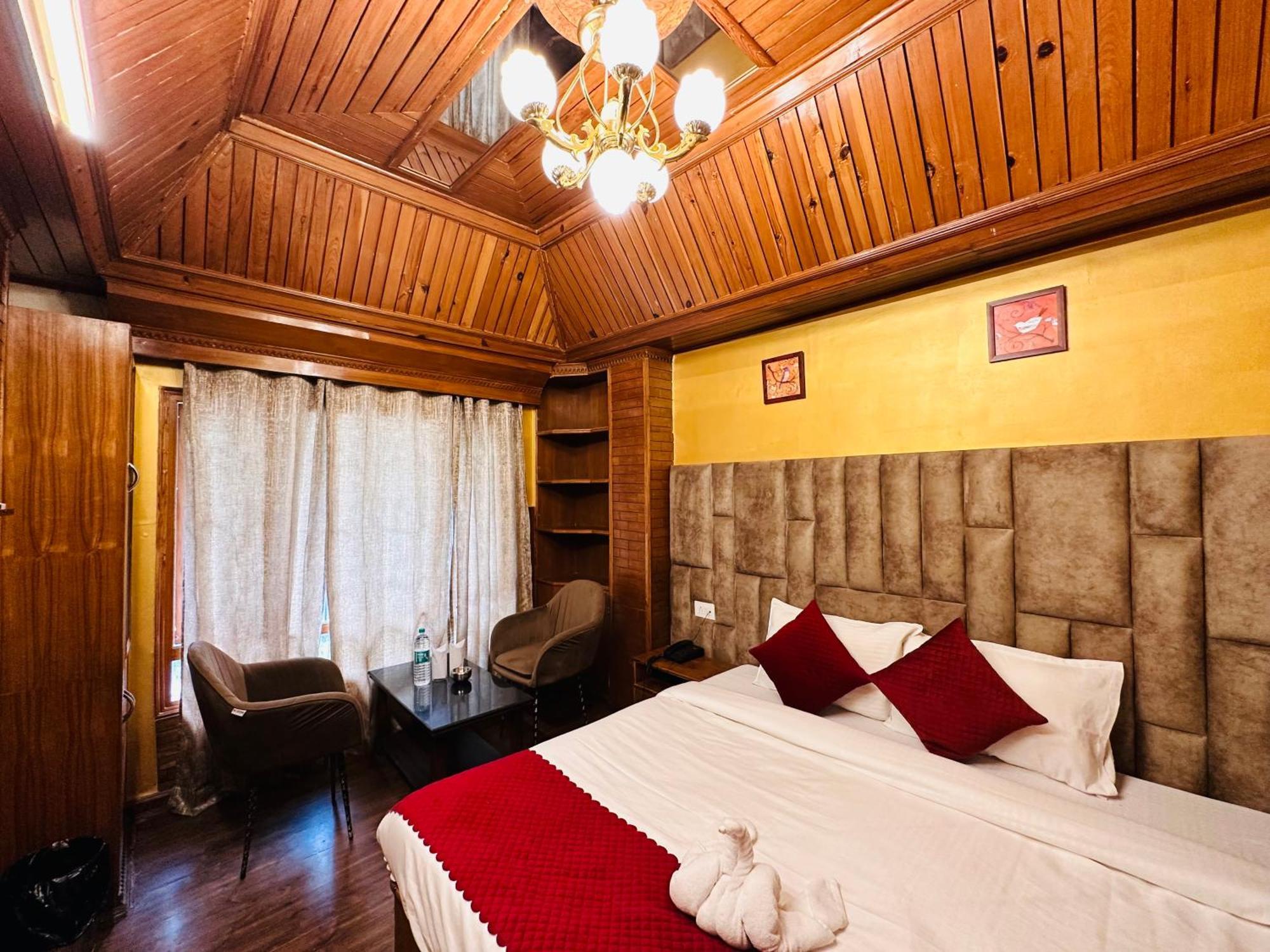 Hotel Avalanche Shimla Esterno foto